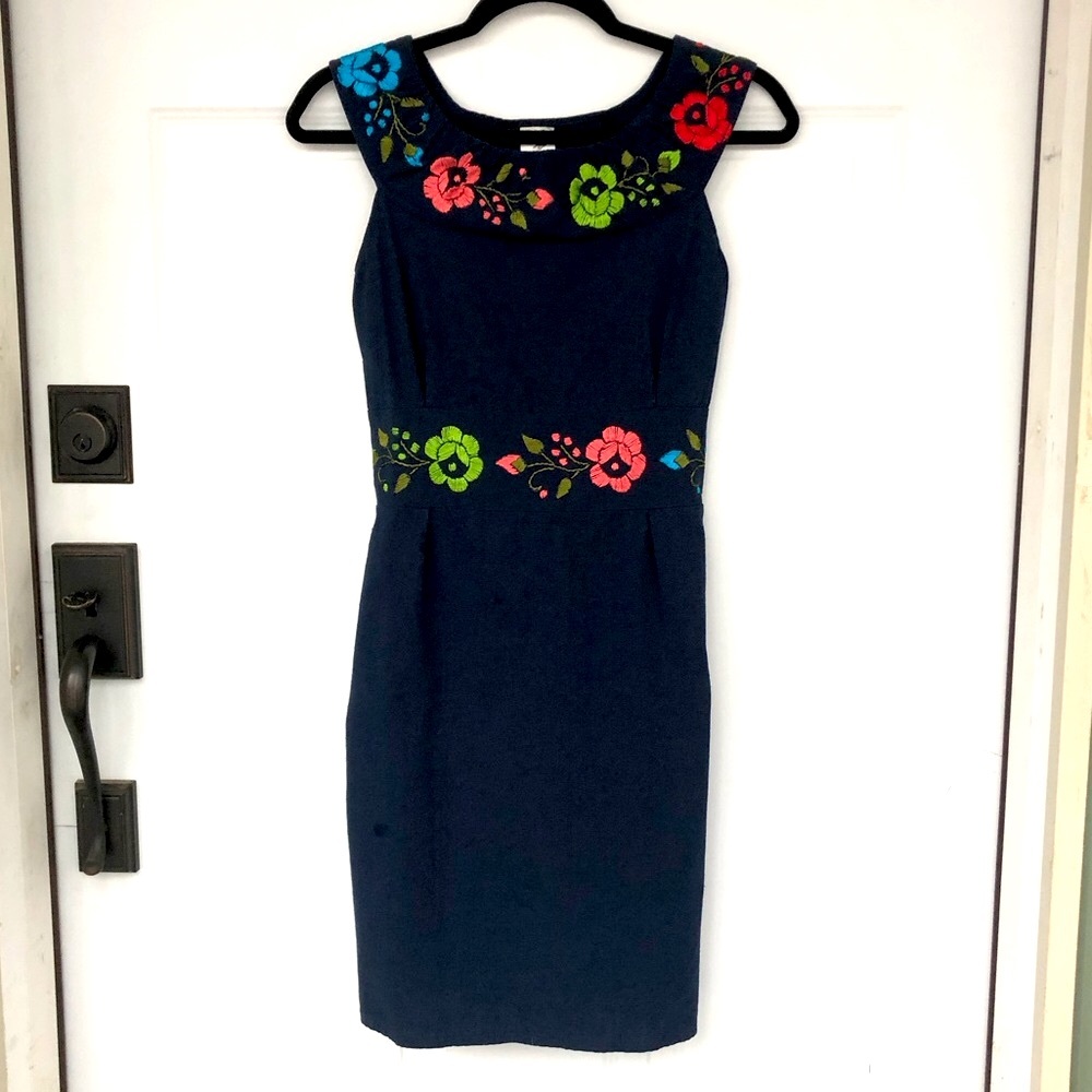 Artelati Mexican embroidered dress